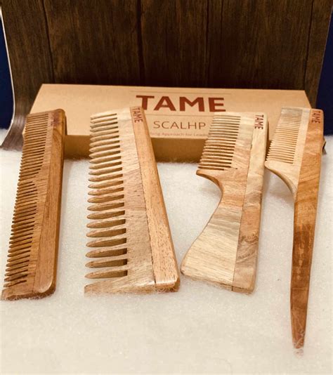 Tame Neem Wooden Comb: 6 best benefits everyone should know!