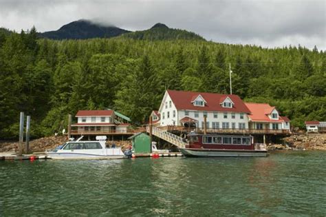 Ketchikan: Lumberjack Show, Driving Tour, and Crab Feast | GetYourGuide