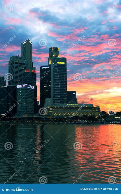 Night singapore skyline editorial image. Image of colorful - 33554020