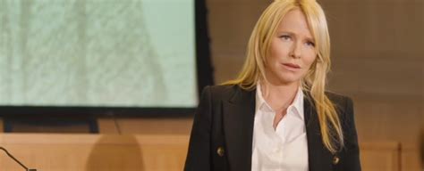 Is Kelli Giddish's Amanda Rollins Pregnant in Law & Order: SVU?