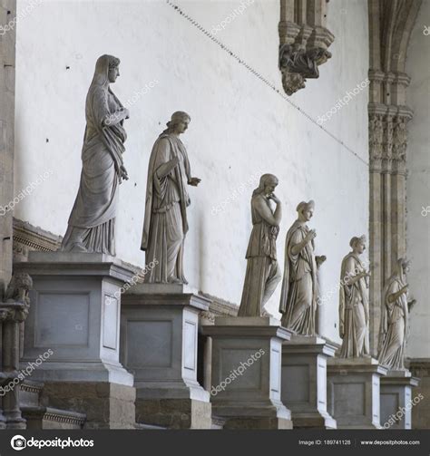 Series Statues Loggia Dei Lanzi Piazza Della Signoria Florence Tuscany ...