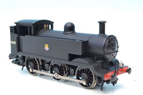 Hornby Thomas converted to SR E2 loco 32105 & wagons | #1778767841