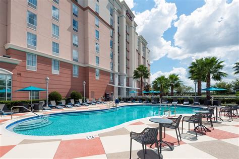 Hampton Inn & Suites Orlando Airport @ Gateway Village - UPDATED 2022 ...