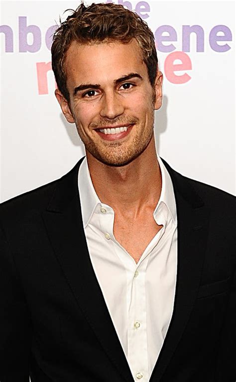 Theo James: It's Time for a Gay Action Hero | E! News