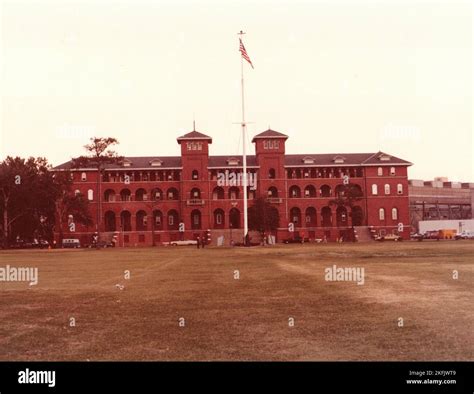 Bldg. M-32 at Norfolk Naval Shipyard, circa 1970s Stock Photo - Alamy