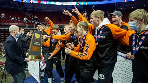 2021 Iowa high school wrestling: every photo from the state tournament