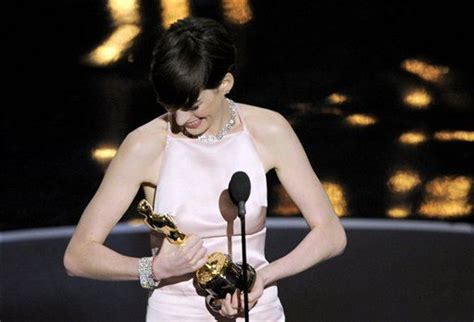 Anne Hathaway: I Faked Happiness in Oscar Speech