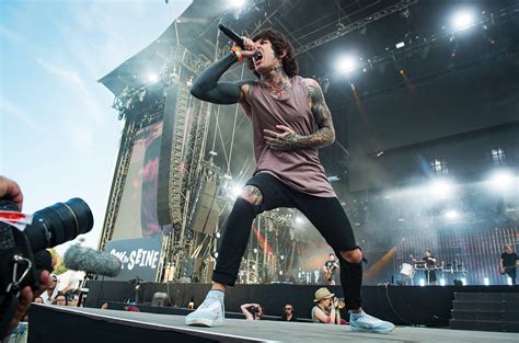 Bring Me The Horizon Live