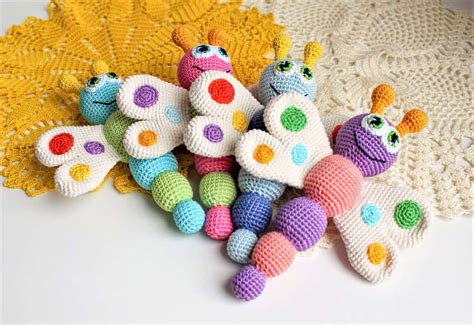 Butterfly baby rattle crochet pattern - Amigurumi Today