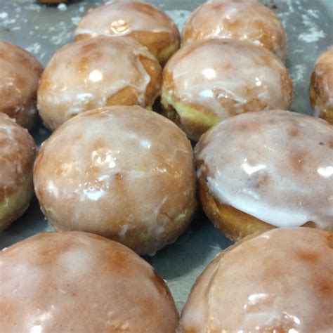 Delicious Polish Paczki In Chicago and the Midwest