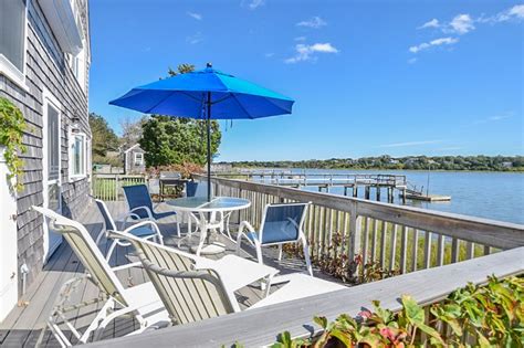 #419: Dog friendly cottage in unbeatable waterfront location with ...