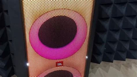 HOW TO CONNECT 3 JBL SPEAKERS (and more) SIMULTANEOUSLY 🔊😬 - YouTube