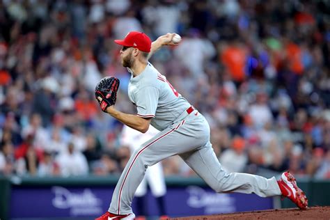 Wheeler Powers Phillies to Dominate Series Win Over Astros - BVM Sports