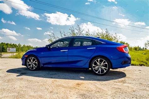 Review: 2020 Honda Civic Touring – WHEELS.ca