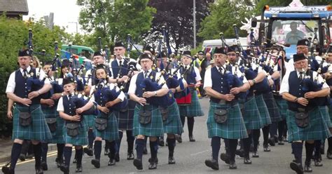 Strathaven Gala Day parade faces the axe as committee search for new ...