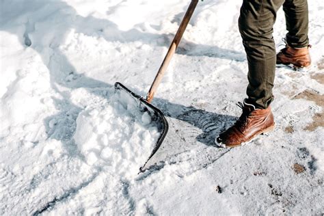 Best Snow Removal Equipment (2023 Guide) - This Old House