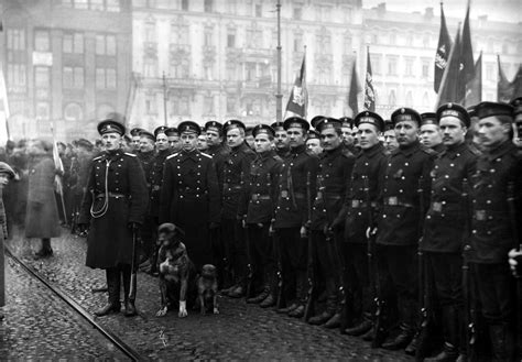 Russian sailors in Helsinki during February Revolution, 1917 [3563×2480]