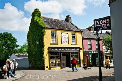 Bunratty Castle and Folk Park, Co. Clare, Ireland via CheeseWeb | Ireland tours, Ireland ...