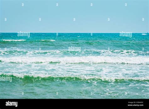 blue sea blue sky horizon Stock Photo - Alamy