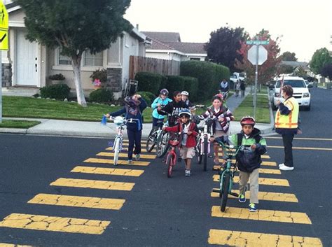 WALKSacramento Project School Wins Pedestrian Crossing Signal ...