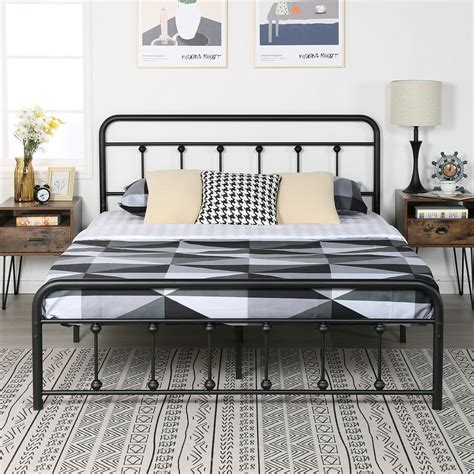 VECELO Metal Queen Platform Bed Frame with Headboard and Footboard, No ...