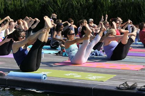 Free outdoor yoga – Link Magazine