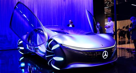 How Mercedes' Vision AVTR Can Be Controlled With The Power Of Your Thoughts | Carscoops