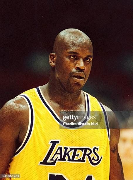 Shaquille O Neal Lakers Photos and Premium High Res Pictures - Getty Images