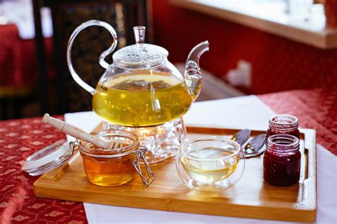 Clear Glass Tea Set · Free Stock Photo