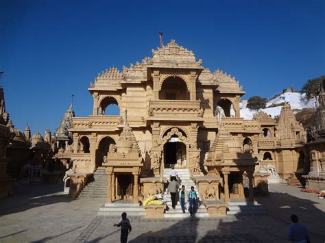 palitana temple - Google Search | Jain Temples Interiors/Exteriors ...