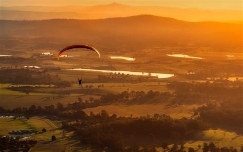 Paragliding in Australia - The Best Locations for Tandem to Advanced