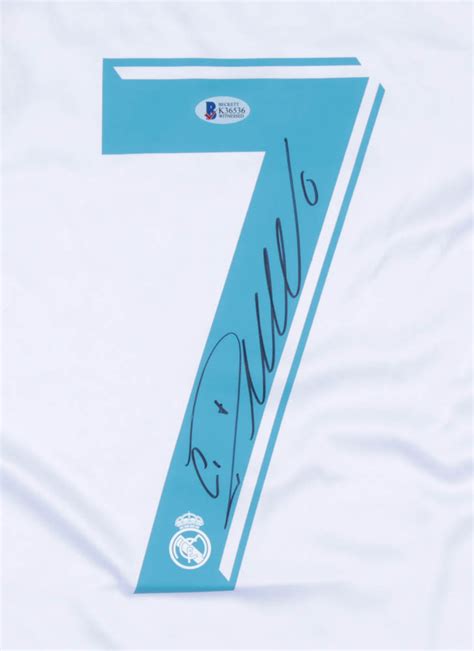 Cristiano Ronaldo Signed Jersey (Beckett) | Pristine Auction