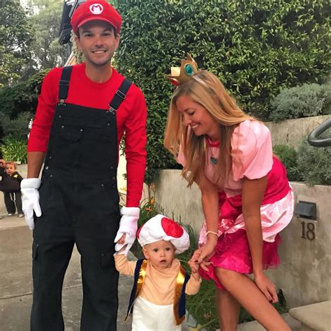 Family of 3 Halloween Costumes: Mario, Princess Peach, and Toad | The ...