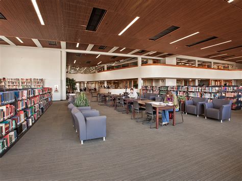 Eastern Oregon University, Pierce Library – Fortis Construction