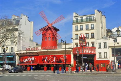 The secrets about the Moulin Rouge in Paris - French Moments