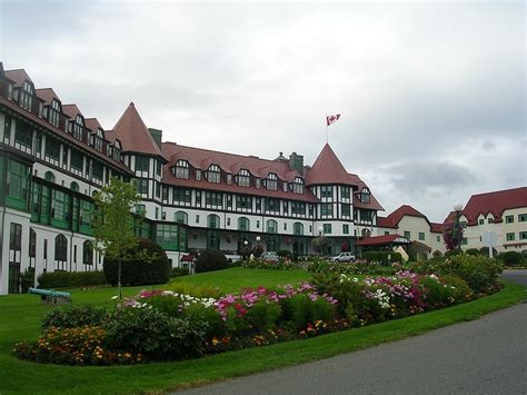 St. Andrews By the Sea, NB | Algonquin hotel, Beautiful world, Hotel building