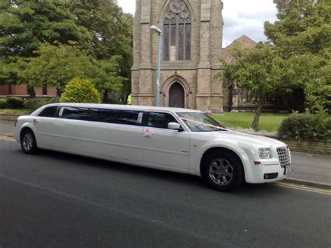 White Chrysler Limo Hire | Wedding Car Hire