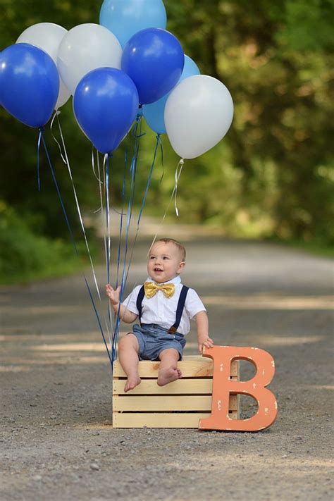 Pin by Jessica on Blake's 1st Birthday | Baby birthday photoshoot, Baby boy birthday, Baby boy ...