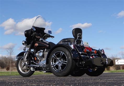 Harley-Davidson Ultra Classic - Voyager Standard Motorcycle Trike Kit ...