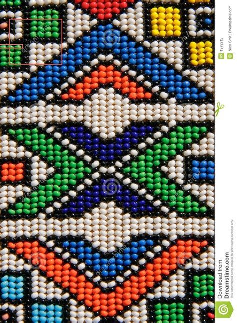 african beads (ZA) | African beads, Beading patterns, Native beading patterns