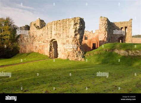 Dunbar castle scotland hi-res stock photography and images - Alamy