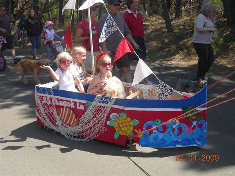 kid parade float ideas | 4th of July Parade in Gearhart 4th Of July ...