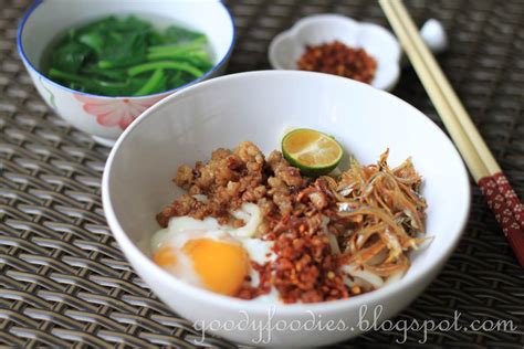 GoodyFoodies: Recipe: Dry Chilli Pan Mee Noodles 辣椒板麺