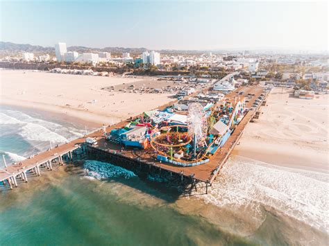 The History of the Santa Monica Pier (1909-1950s) - George's Burgers