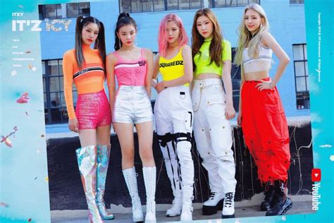 ITZY on Twitter | Kpop outfits, Fashion, Itzy