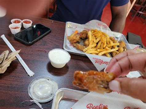 BONFIRE WINGS - 82 Photos & 82 Reviews - Food near Houston, TX - Menu - Yelp