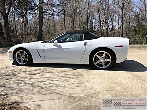 TheVetteNet.com - 2006 Corvette Convertible Arctic White