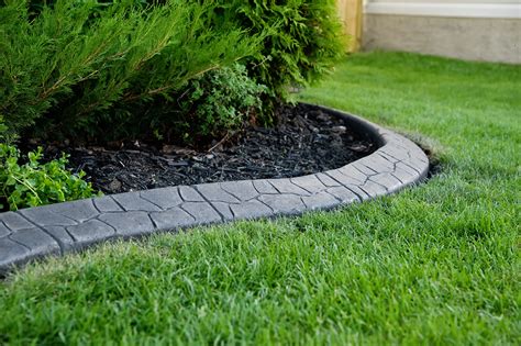 CONCRETE CURBING & EDGING FOR YOUR LANDSCAPE - A+ LawnCare