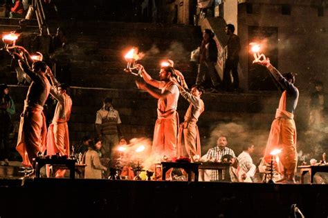 How to attend the spectacular Ganga Aarti of Varanasi - Adventurous Miriam