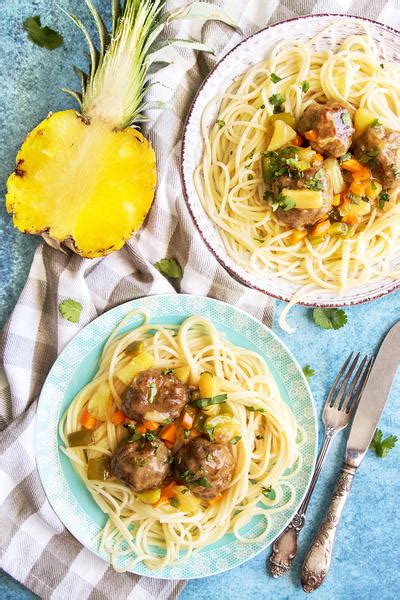 Sweet and Sour Meatballs with Pineapple | RecipeLion.com